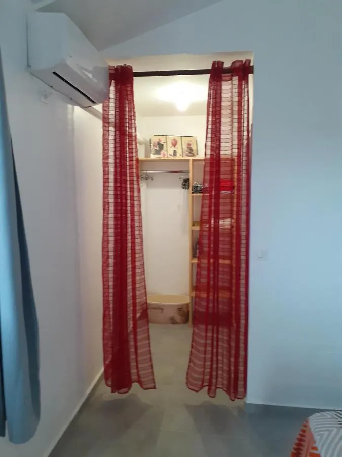 Studio Cosy Afwa Les Abymes 0*,  Guadeloupe